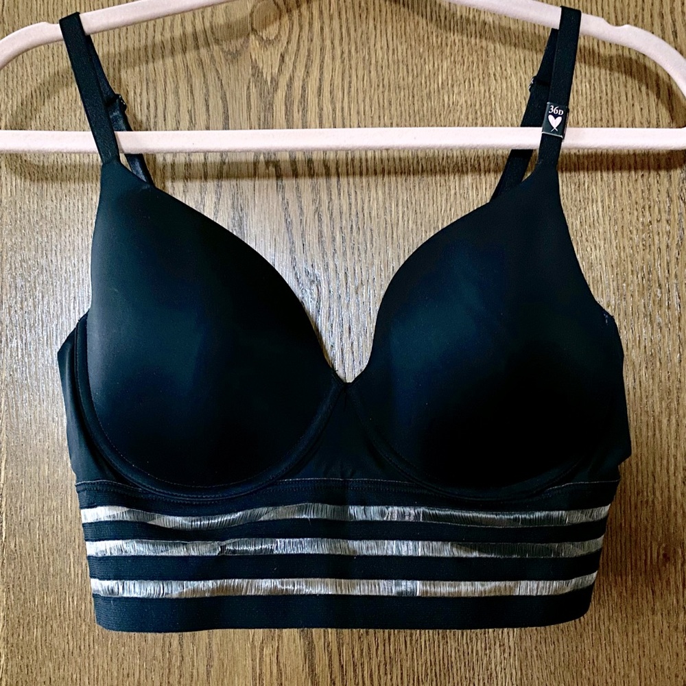 Victoria Secret lightly lined demi t-shirt bra